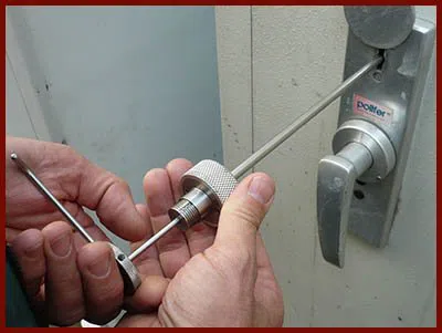 Cleveland-Local-Locksmith Cleveland, OH 216-365-7097 - 5-lock-opening